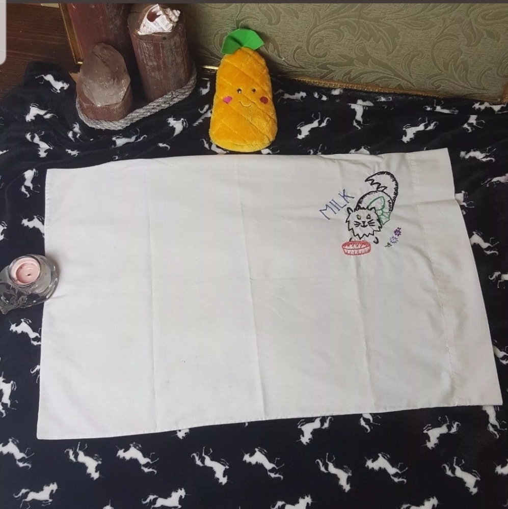 Vintage JC Penney Pillowcase Handmade Cat w Milk - Picture 1 of 8